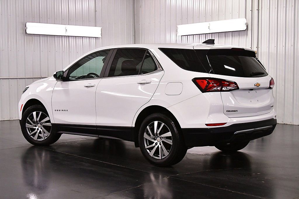 Used 2023 Chevrolet Equinox LT image 5