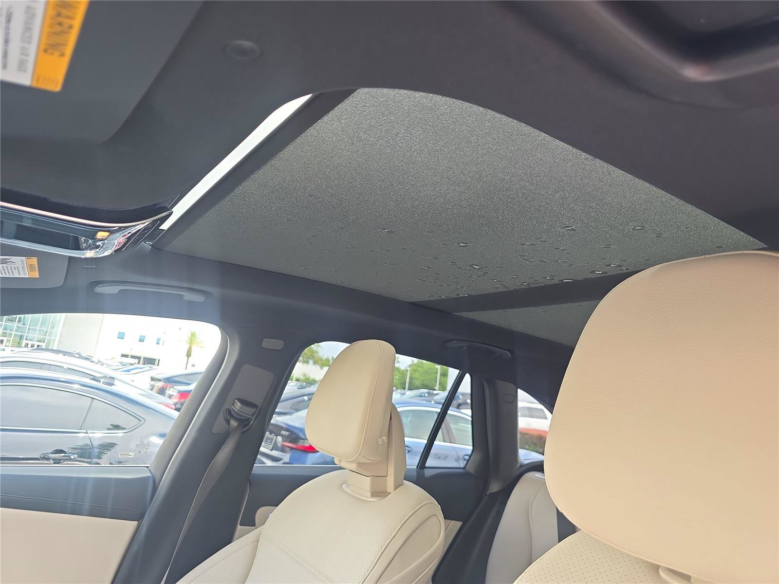 Used 2024 Mercedes-Benz GLC 300 4MATIC image 19