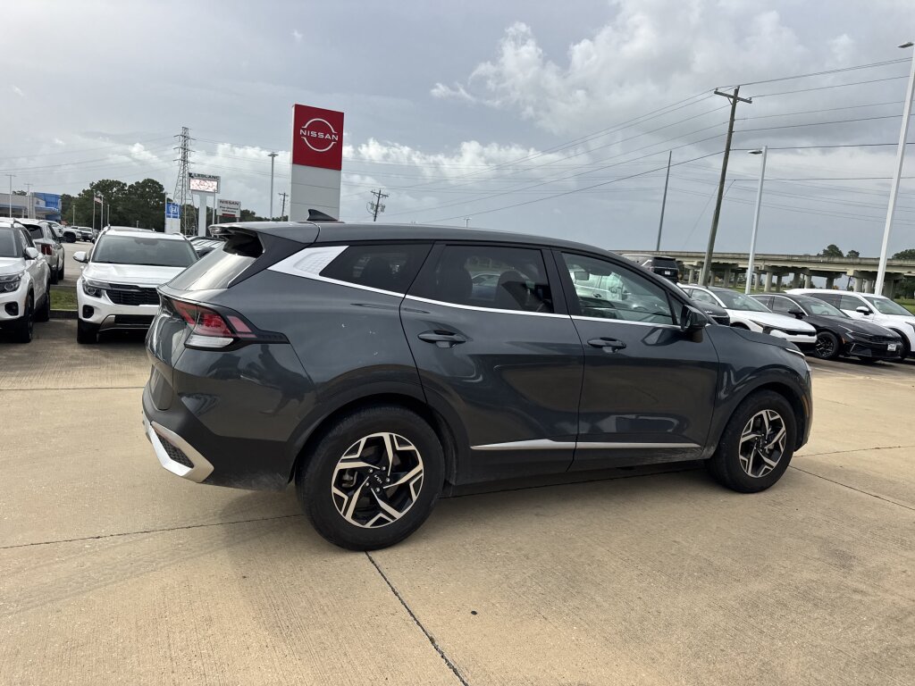 Certified 2024 Kia Sportage LX FWD image 18