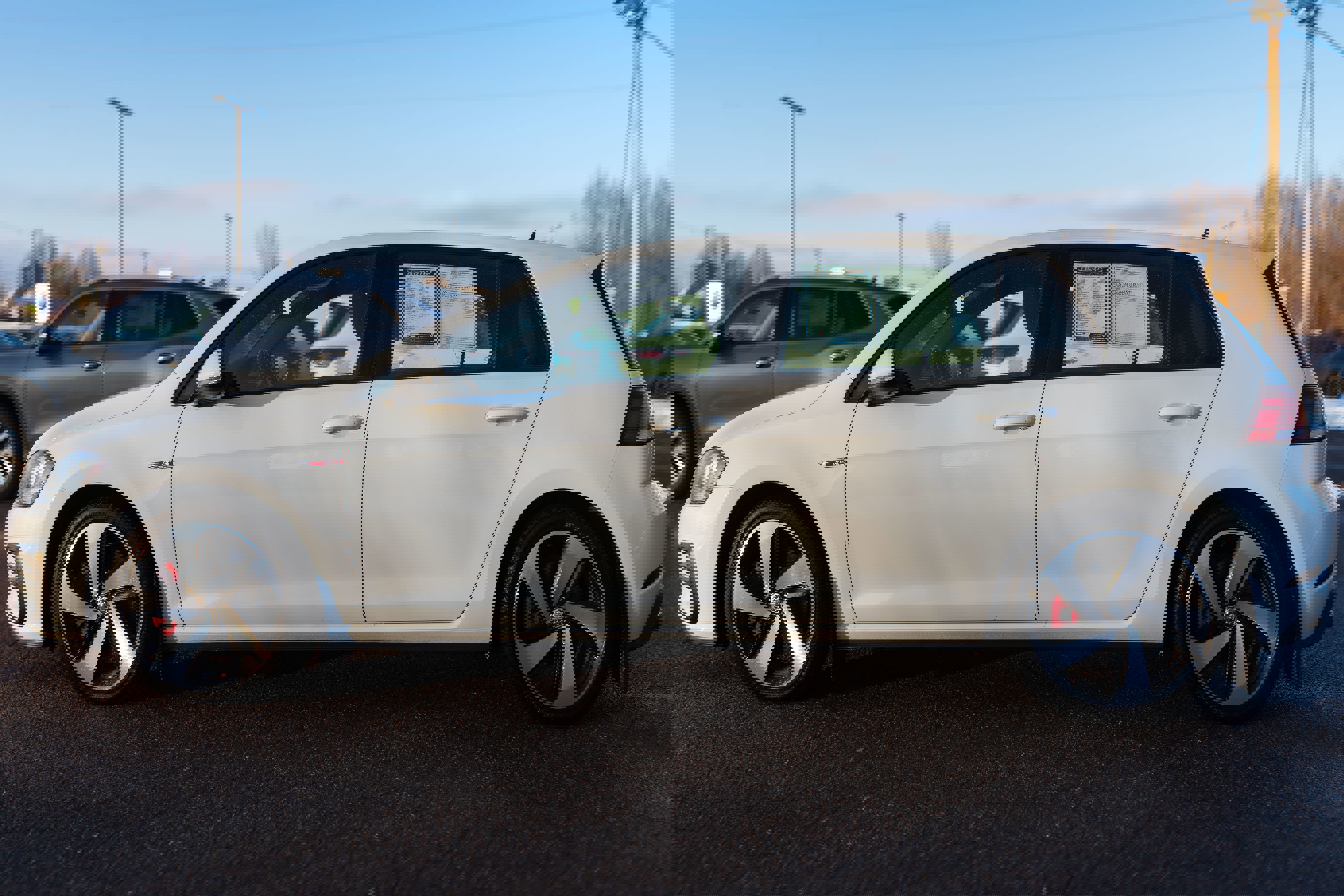 Certified 2020 Volkswagen GTI S image 3