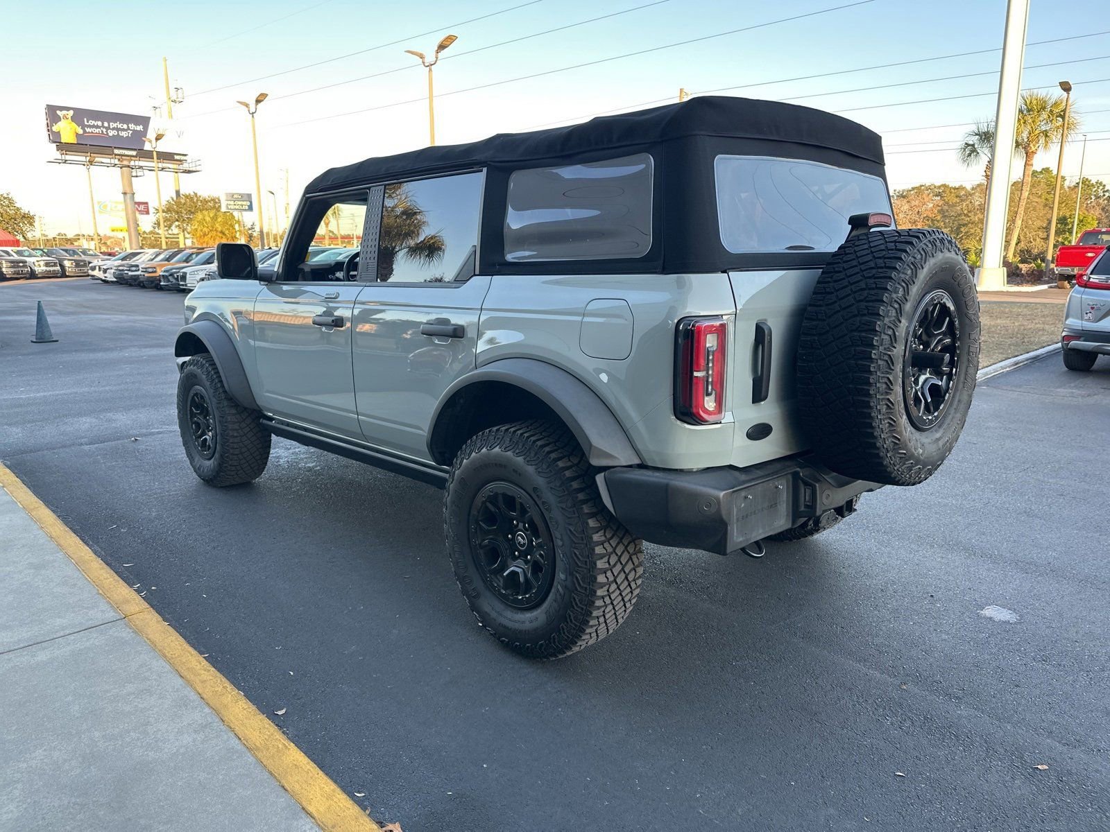 Certified 2022 Ford Bronco Wildtrak image 6