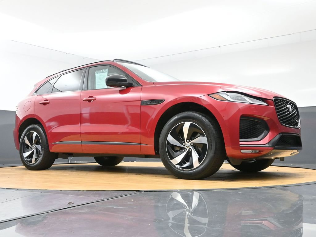 Used 2025 Jaguar F-PACE R-Dynamic S image 48