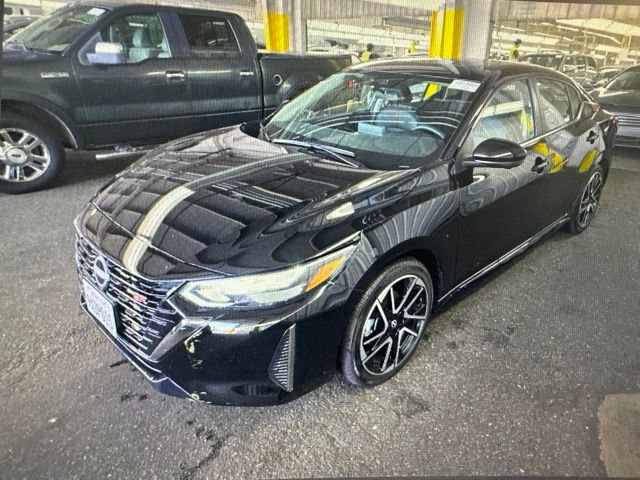 Certified 2025 Nissan Sentra SR w/ SR Premium Package FWD image 41