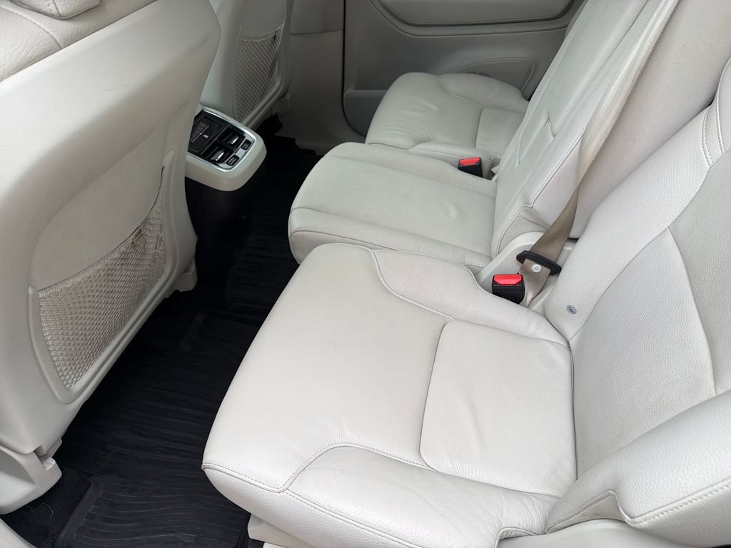Used 2022 Volvo XC90 T5 Momentum w/ Protection Package Premier AWD/4WD image 37