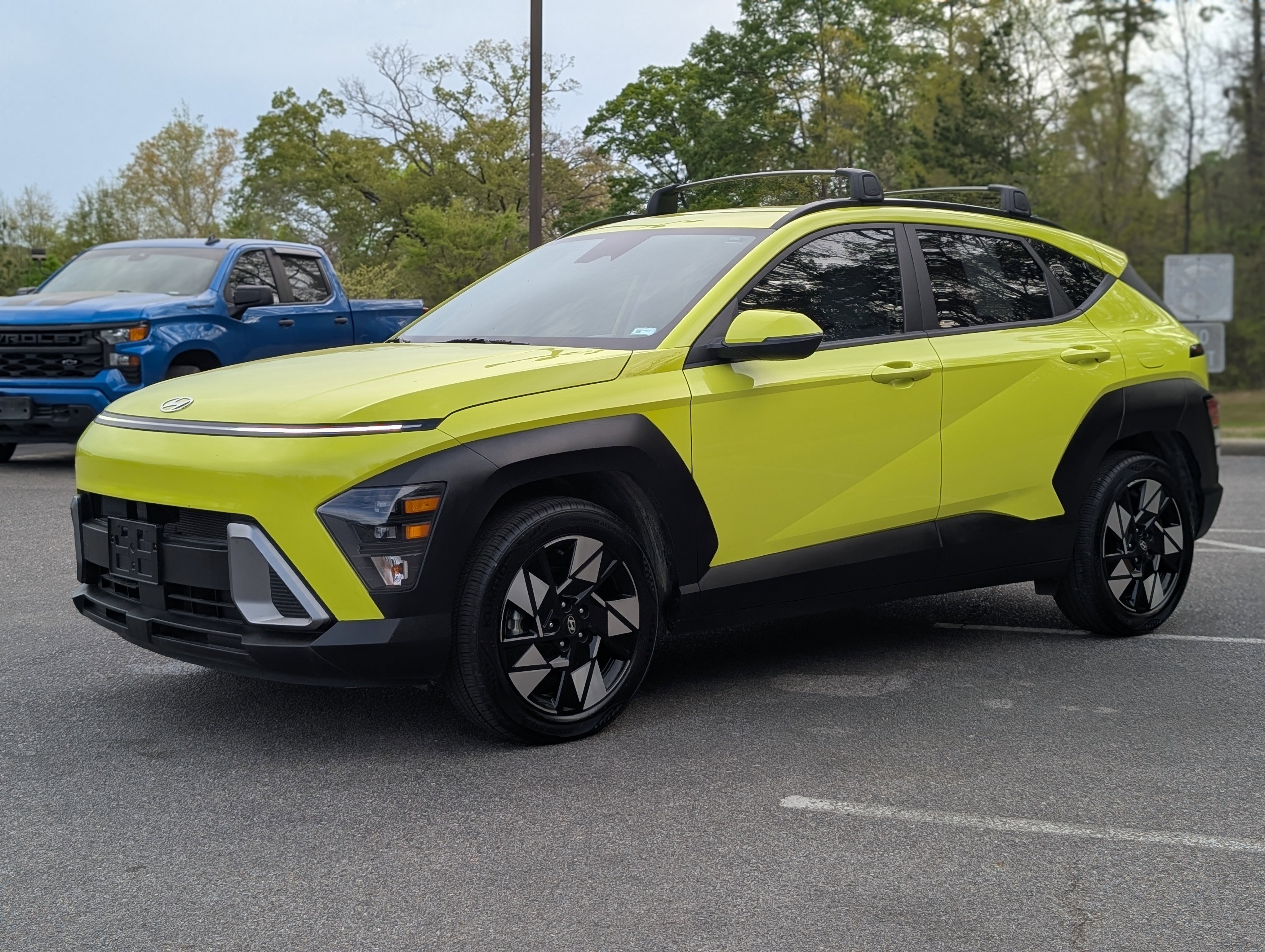 Used 2024 Hyundai Kona SEL w/ Convenience Package FWD image 5