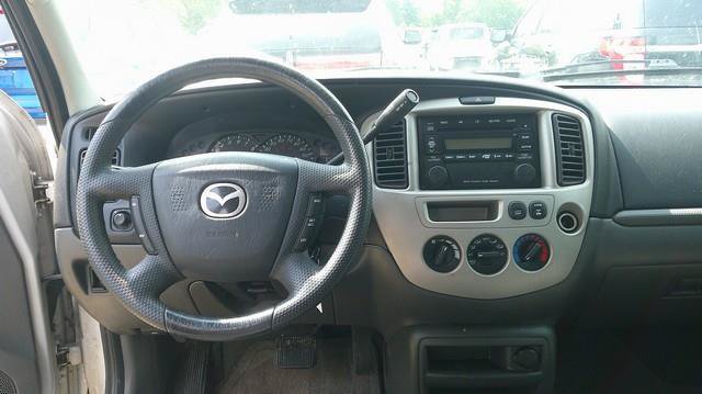 Used 2003 MAZDA Tribute LX AWD/4WD image 10