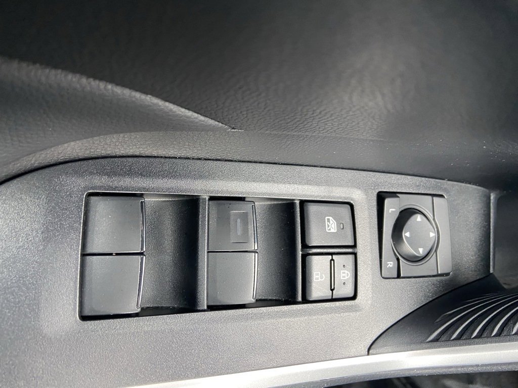 Used 2025 Toyota RAV4 LE image 21