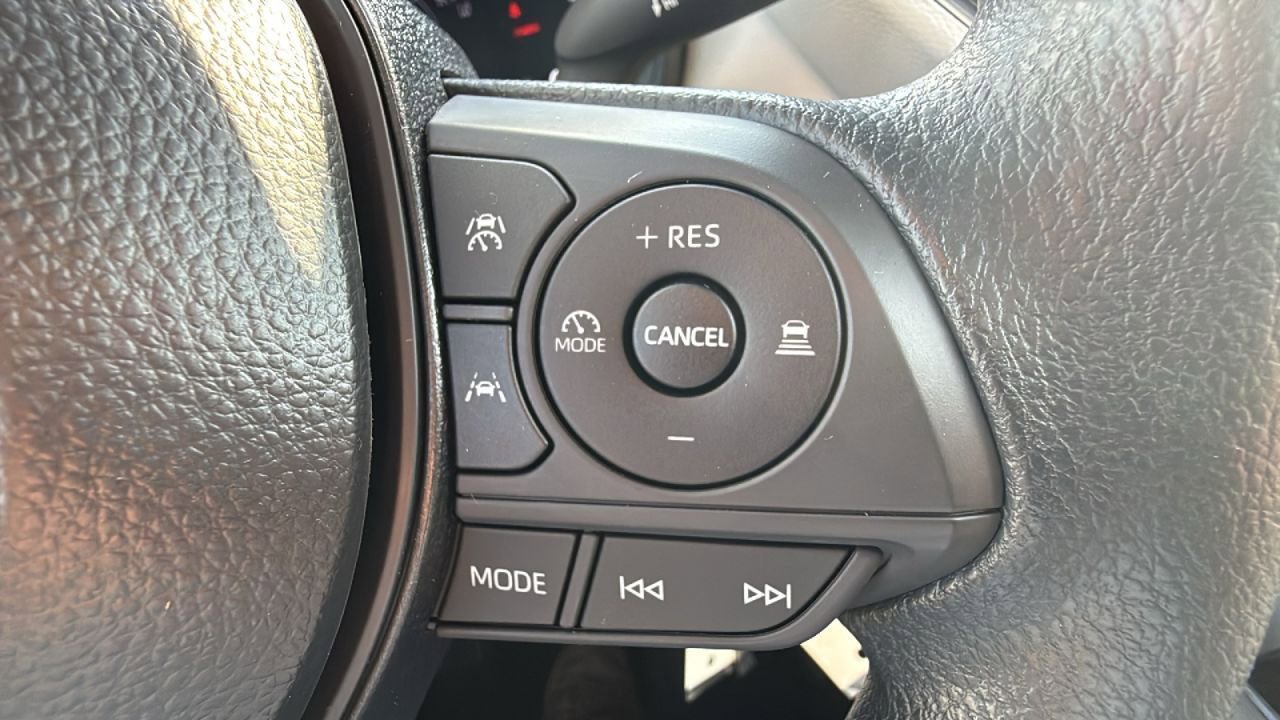 New 2026 Toyota Corolla Cross L image 24