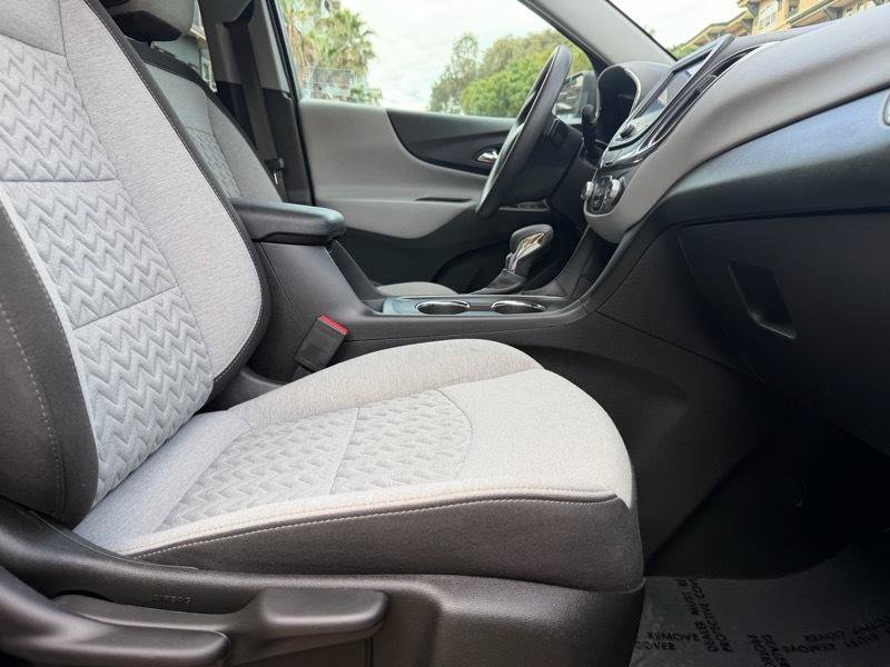 Used 2023 Chevrolet Equinox LS AWD/4WD image 54