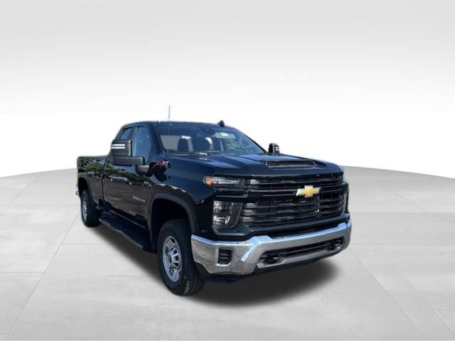 Used 2024 Chevrolet Silverado 2500 W/T AWD/4WD image 7