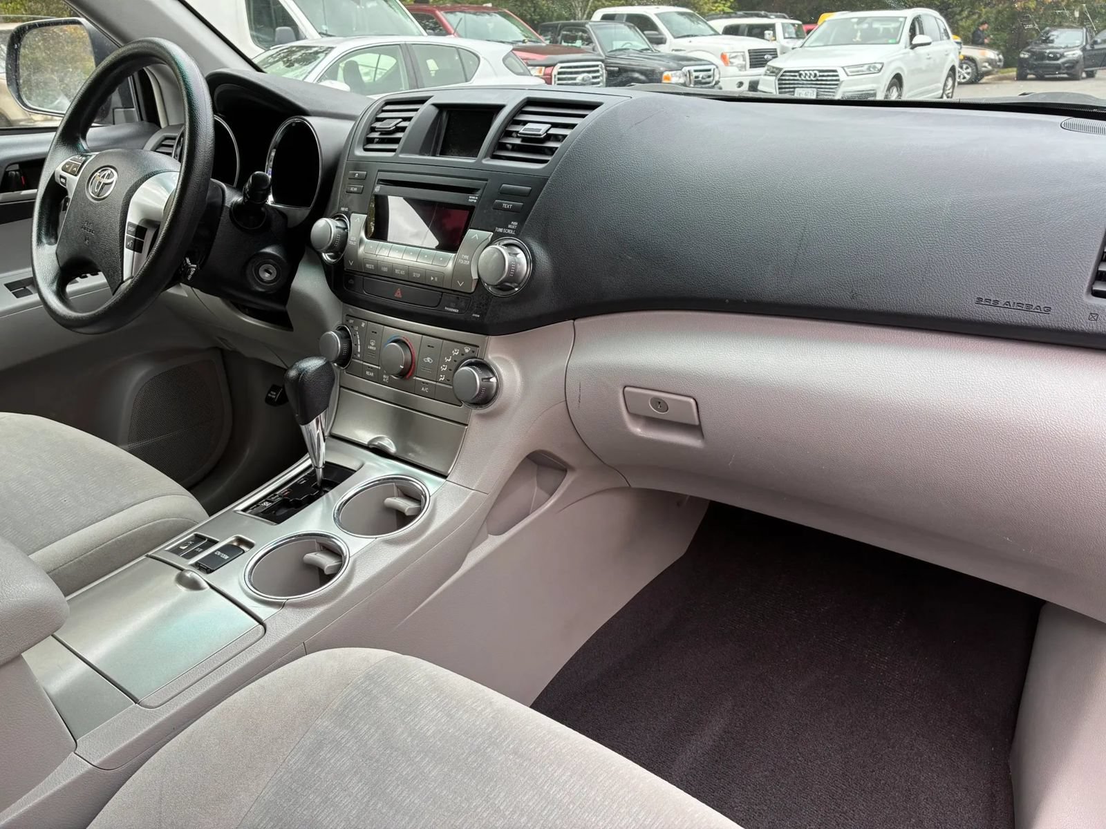 Used 2011 Toyota Highlander 4WD w/ Tech Pkg image 19