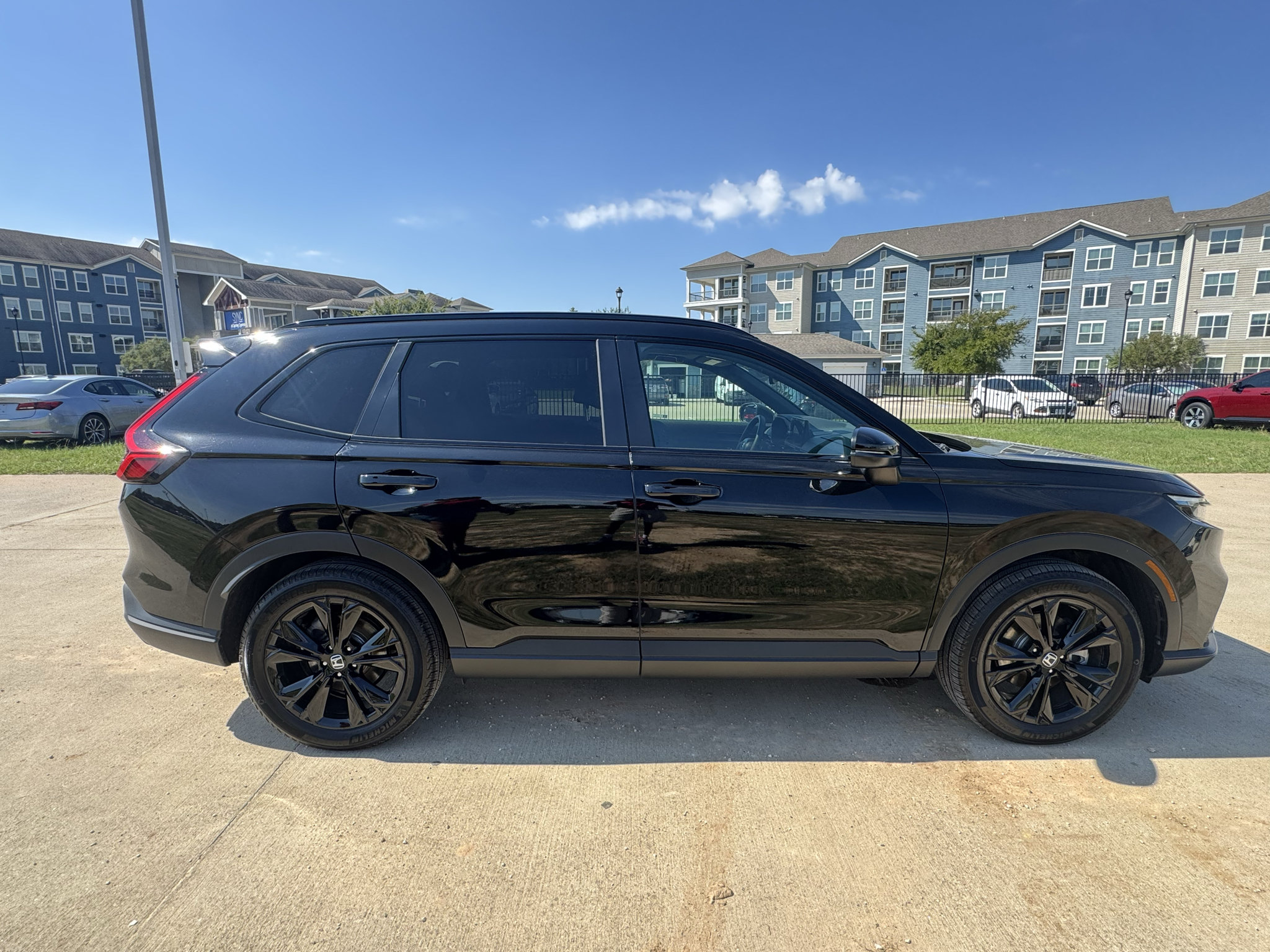 Certified 2026 Honda CR-V Sport Touring image 9