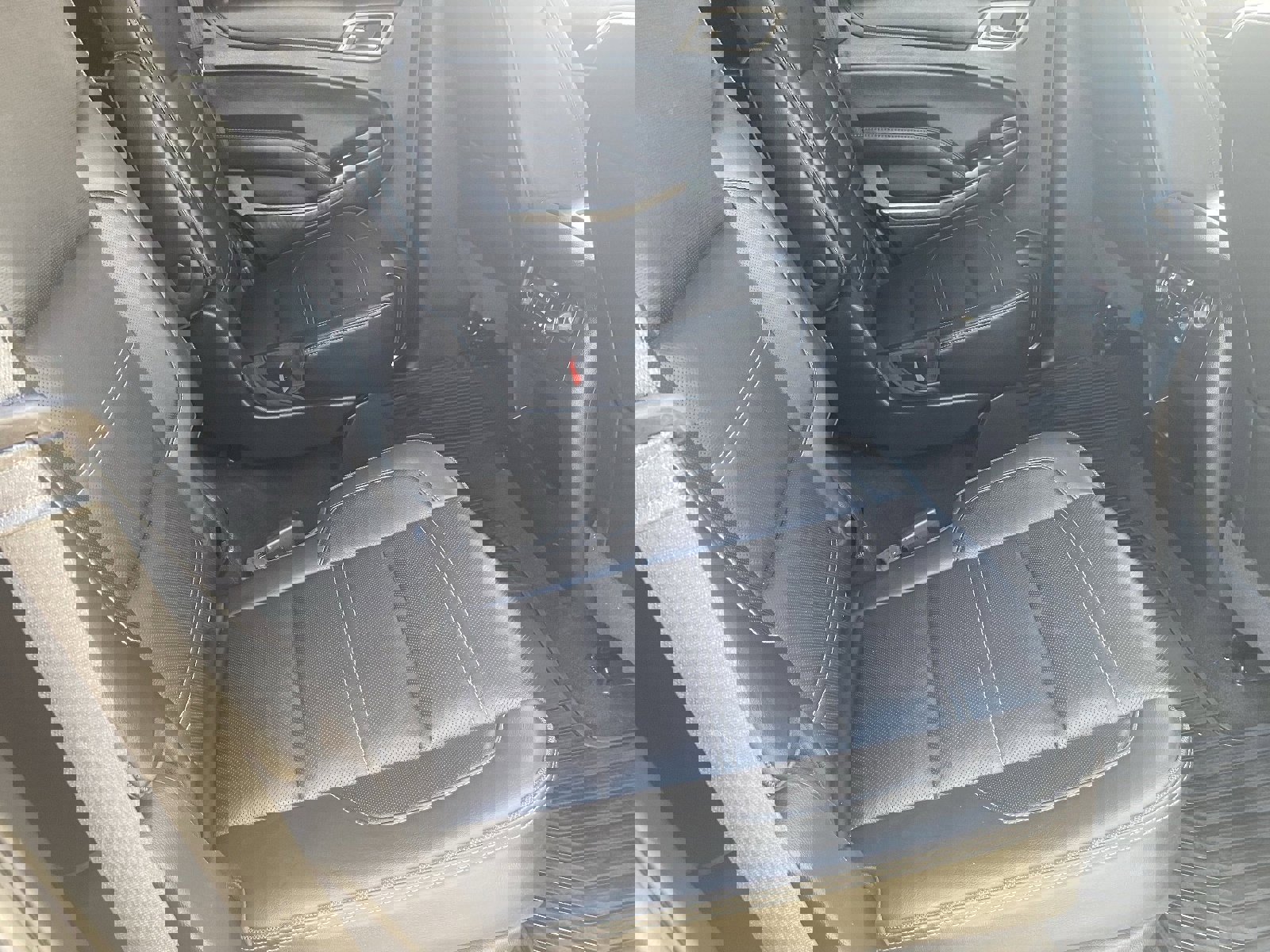 Used 2018 GMC Yukon Denali w/ Open Road Package image 14