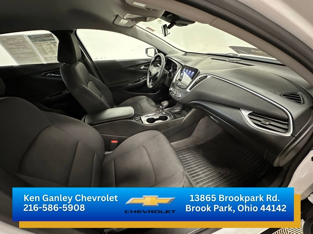 Used 2024 Chevrolet Malibu RS FWD image 24