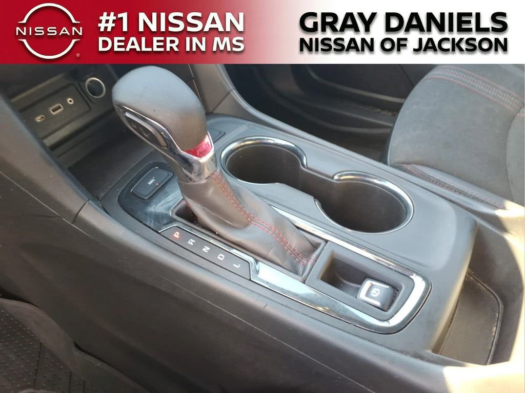 Used 2022 Chevrolet Equinox RS w/ LPO, Floor Liner Package AWD/4WD image 19