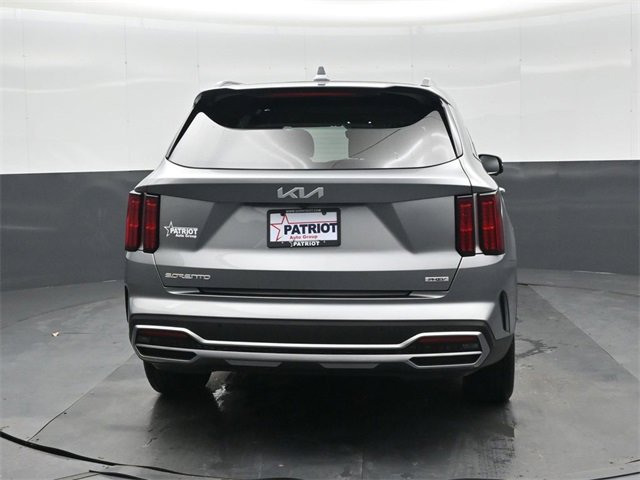 Used 2023 Kia Sorento SX Prestige image 5