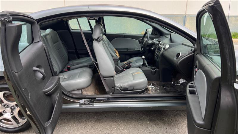 Used 2005 Saturn ION Level 3 w/ Travel Pkg FWD image 40