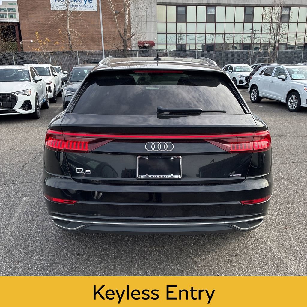 Used 2021 Audi Q8 Premium Plus w/ Premium Plus Package image 5