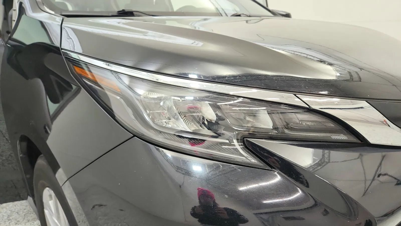 Used 2024 Toyota Sienna XLE image 14