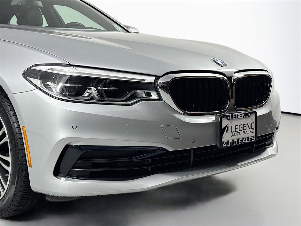 Used 2020 BMW 530i xDrive w/ Executive Package image 10