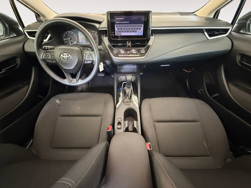Used 2023 Toyota Corolla LE FWD image 7