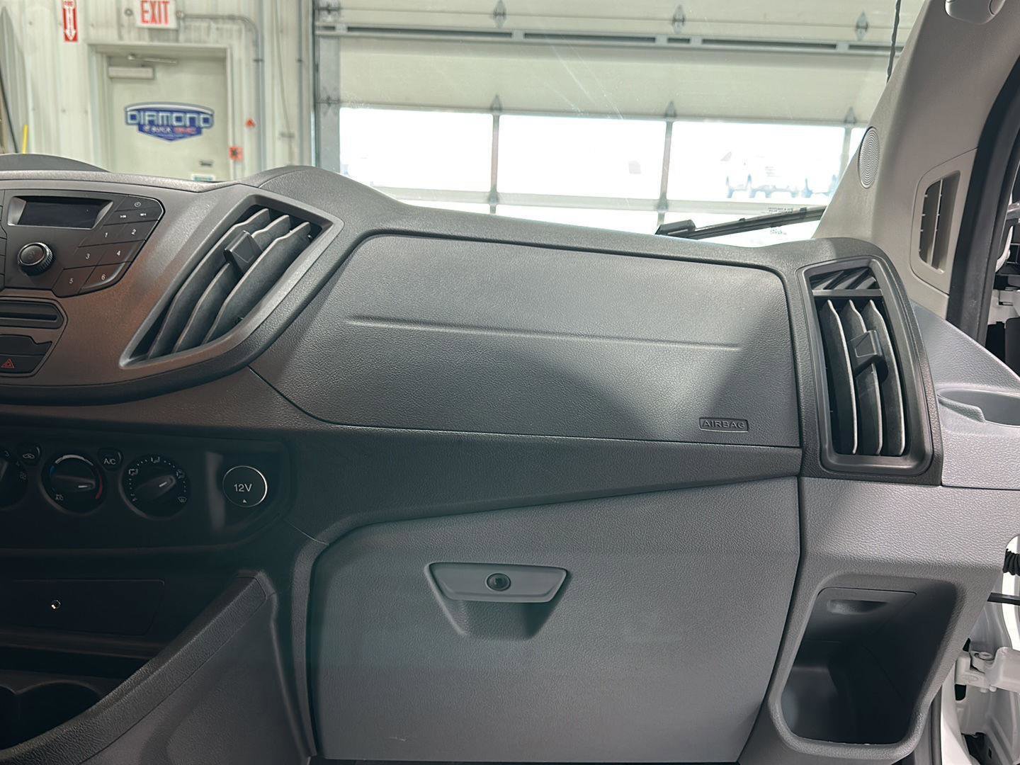 Used 2018 Ford Transit 350 XL image 23