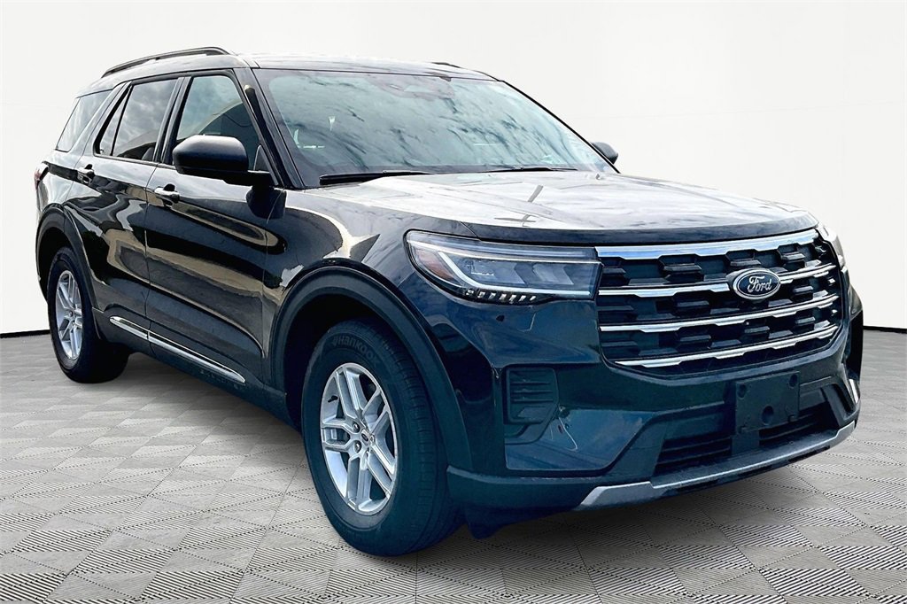 New 2025 Ford Explorer Active