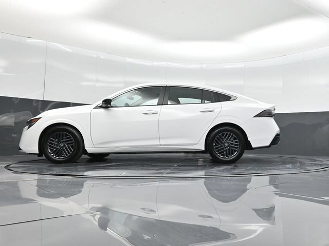 Used 2026 Nissan Sentra SV w/ Floor Mat Package FWD image 53