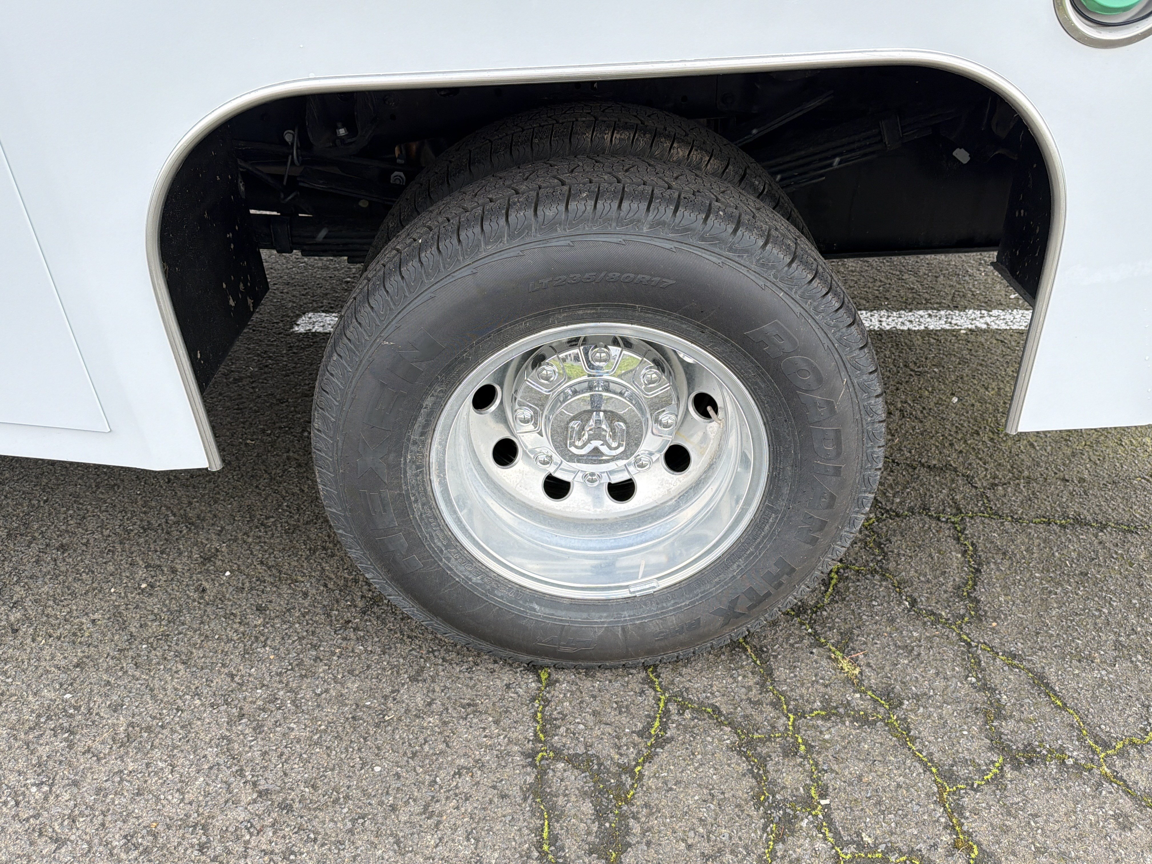 New 2026 RAM 3500 Tradesman w/ Chrome Appearance Group AWD/4WD image 25