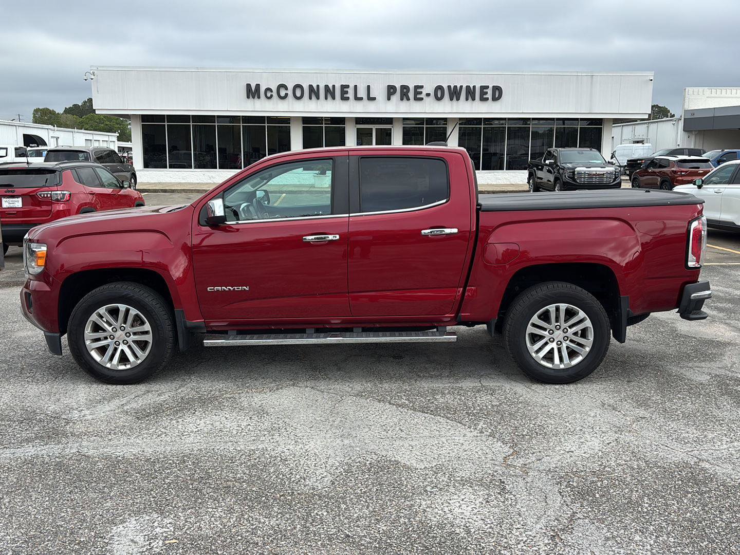 Used 2019 GMC Canyon SLT w/ Driver Alert Package image 4