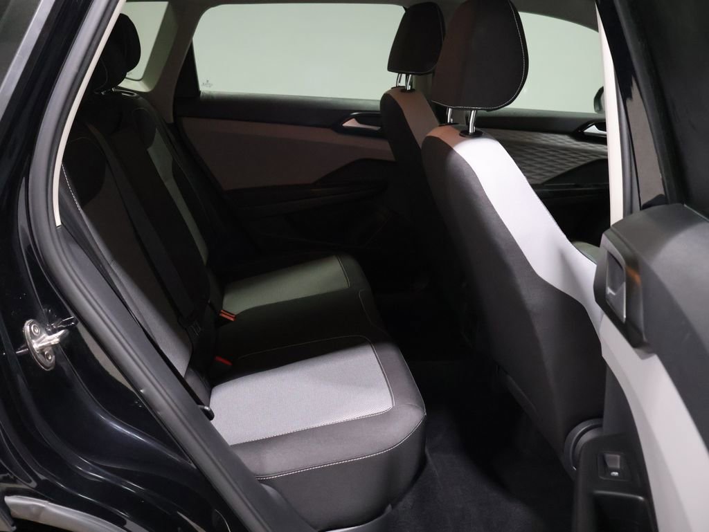 Used 2022 Volkswagen Taos S w/ IQ Drive S Package image 21