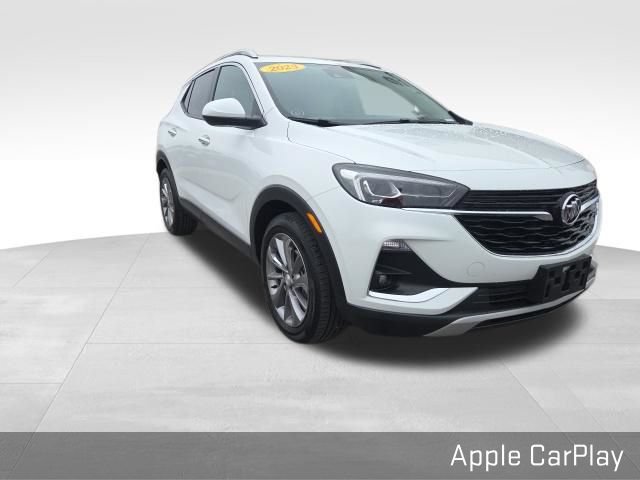Used 2023 Buick Encore GX Essence w/ Experience Buick Package FWD image 3
