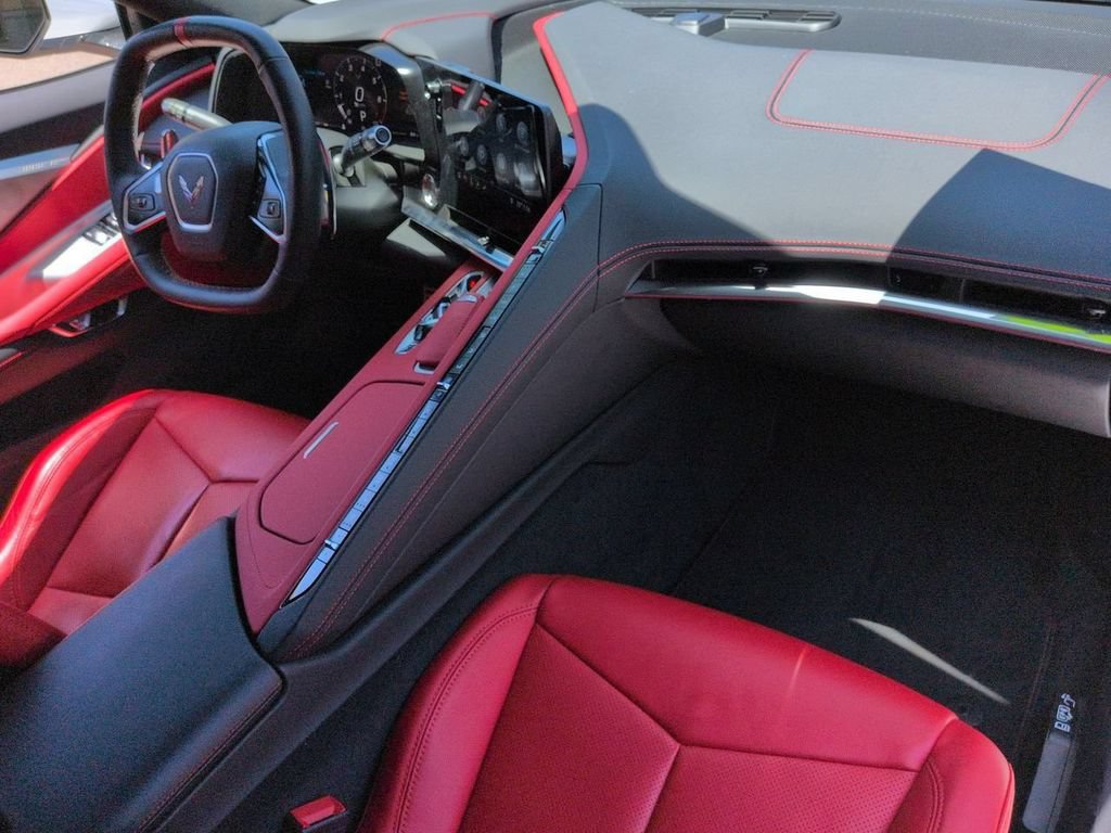 Used 2020 Chevrolet Corvette Stingray Preferred Cpe w/ 2LT Preferred Equipment Group RWD image 29