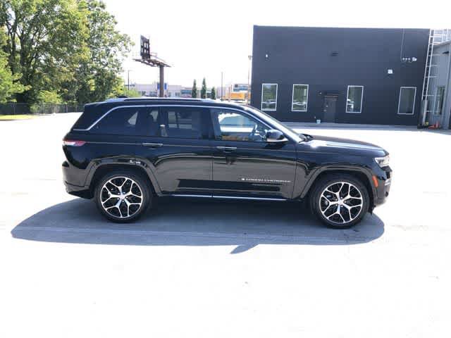 Certified 2022 Jeep Grand Cherokee Summit AWD/4WD image 7