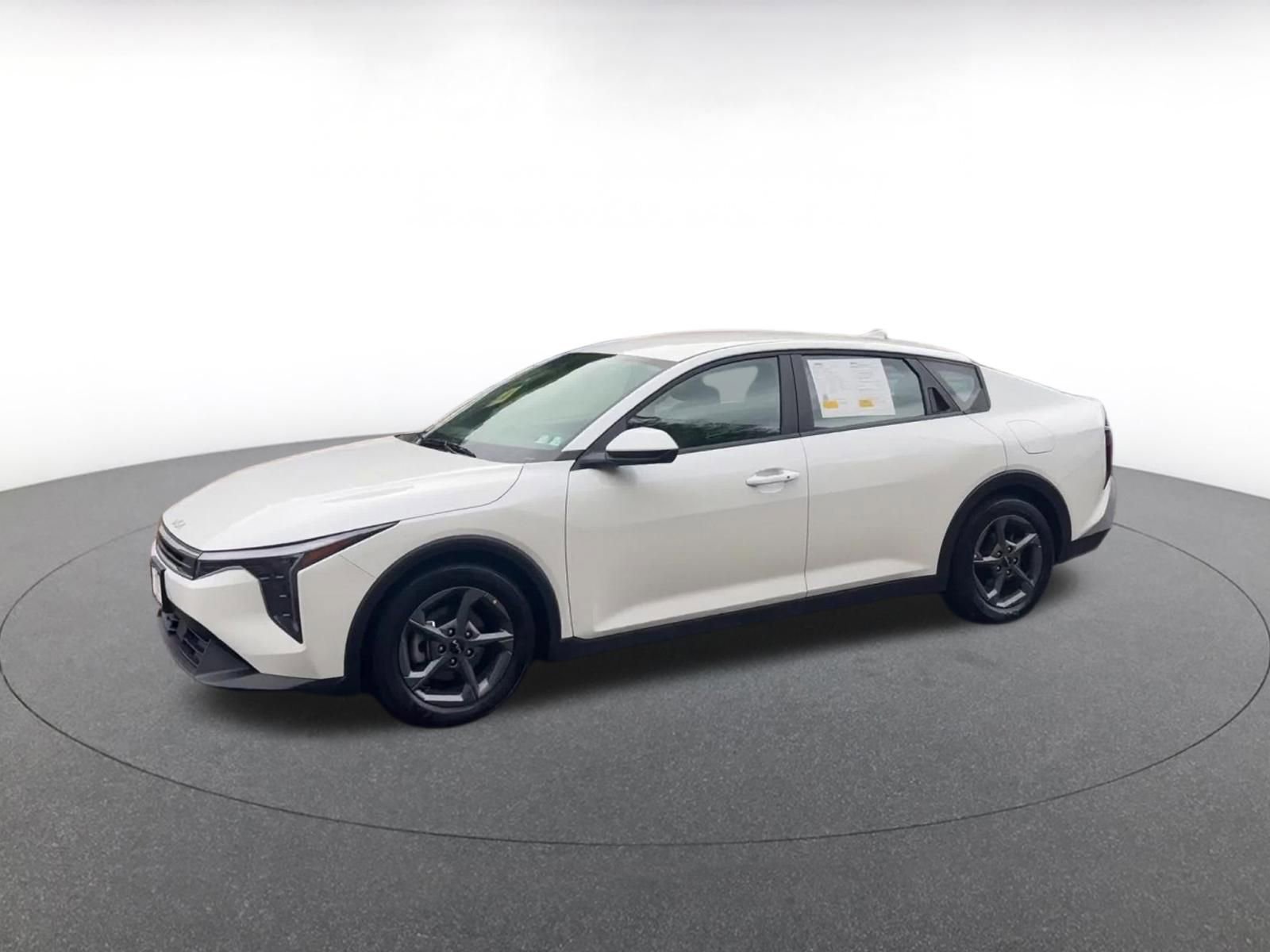 Used 2025 Kia K4 FWD image 8