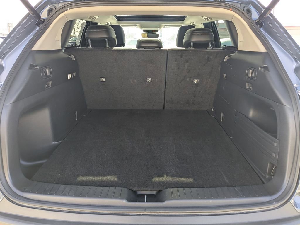 Used 2025 MAZDA CX-50 AWD 2.5 Hybrid w/ Premium Pkg image 30