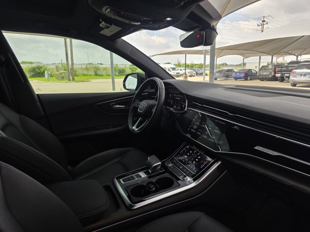 Used 2021 Audi Q8 Premium Plus AWD/4WD image 11