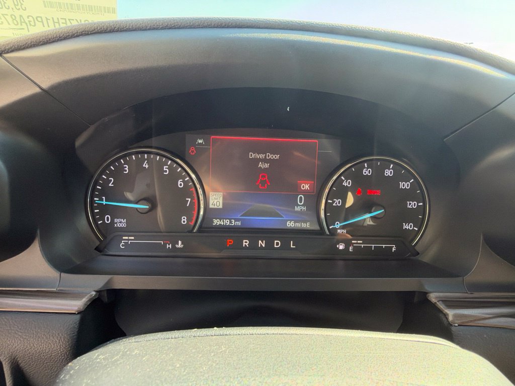 Used 2023 Ford Explorer Limited w/ Limited Technology Package RWD image 16