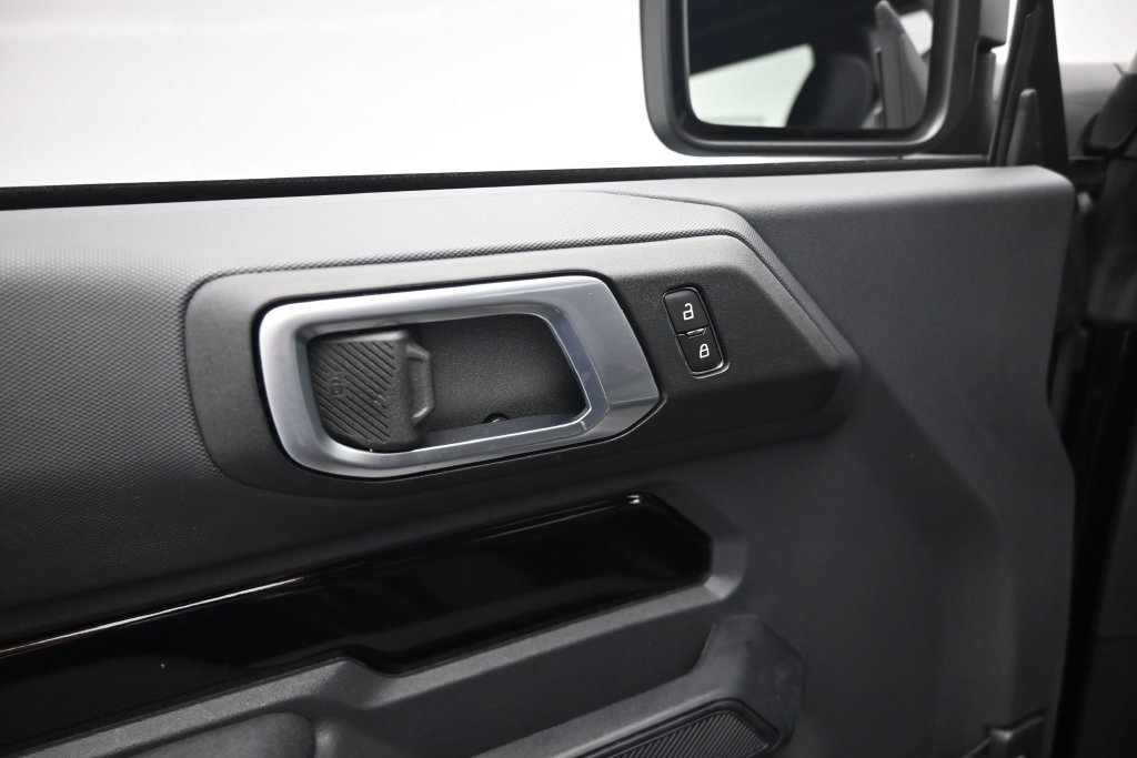 New 2026 Ford Bronco 2-Door AWD/4WD image 9