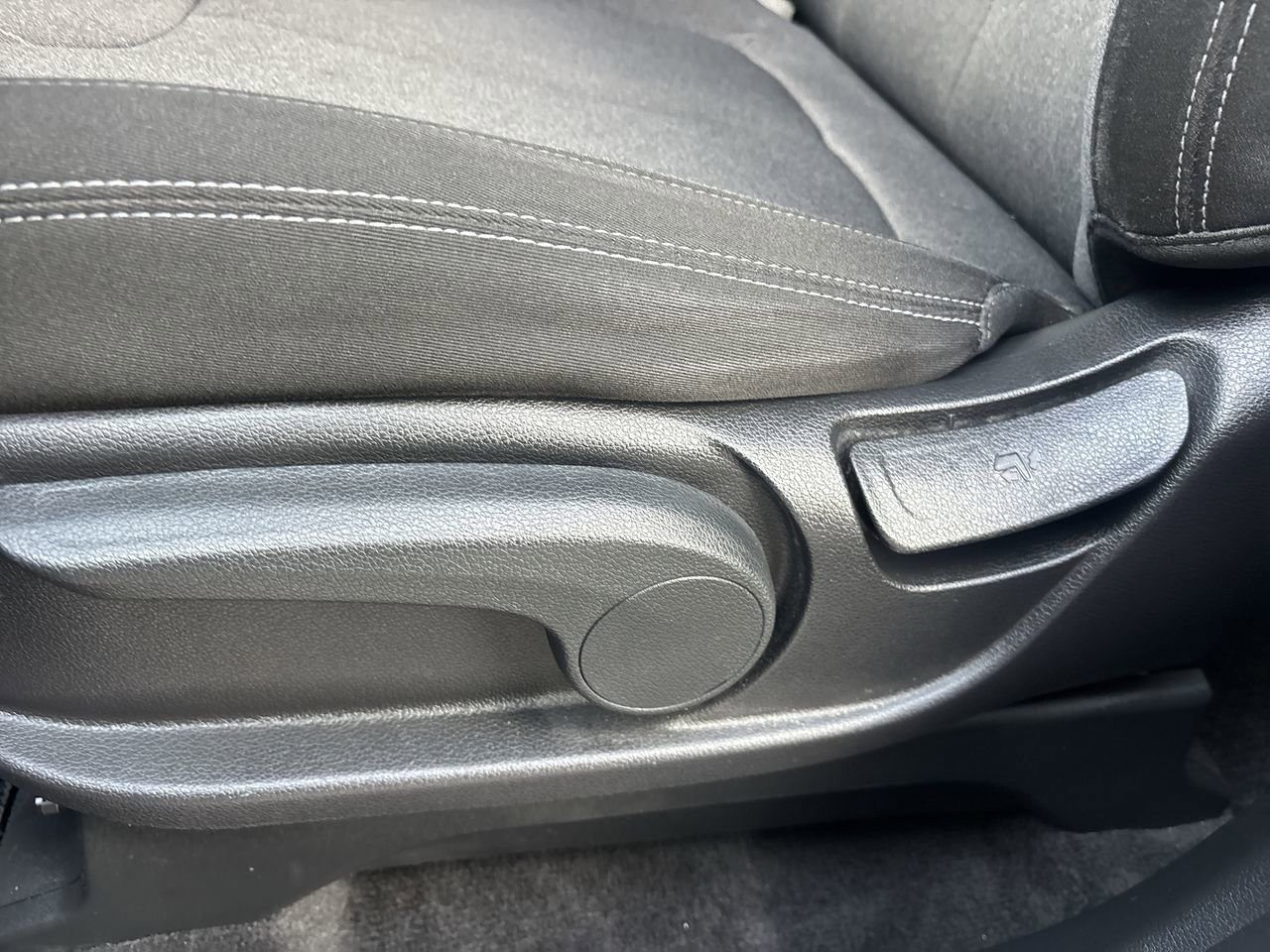 Used 2021 Hyundai Palisade SE w/ Cargo Package image 20