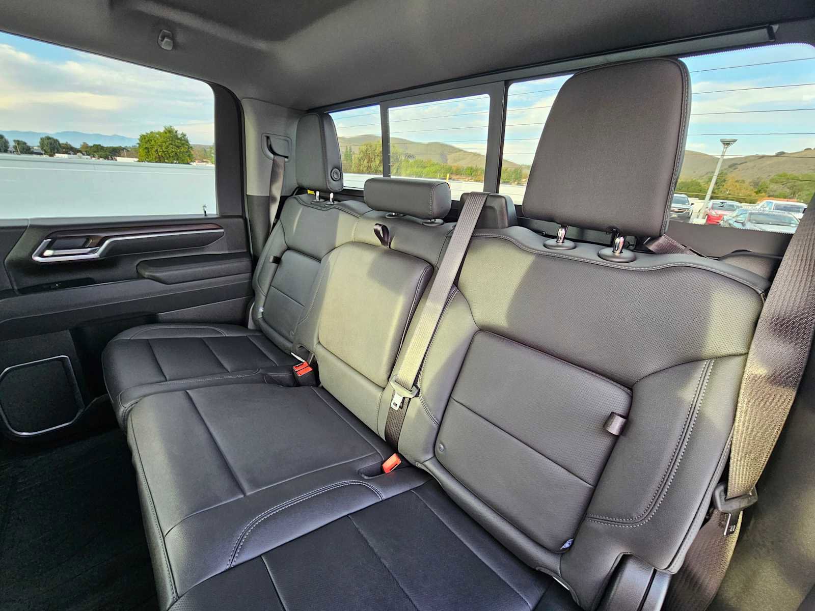 New 2026 GMC Sierra 2500 SLT w/ SLT Convenience Package image 20