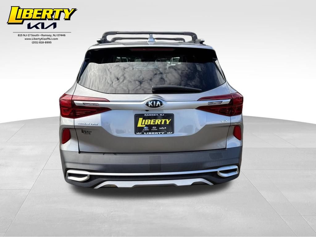 Used 2021 Kia Seltos EX AWD/4WD image 6