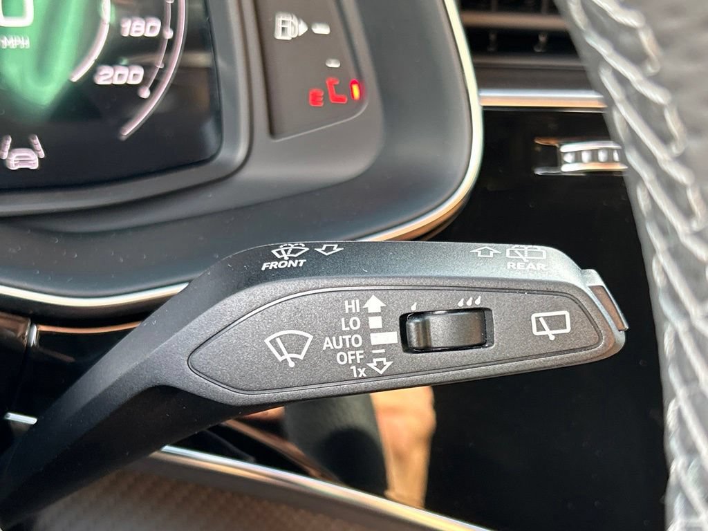 New 2026 Audi RS Q8 performance AWD/4WD image 27