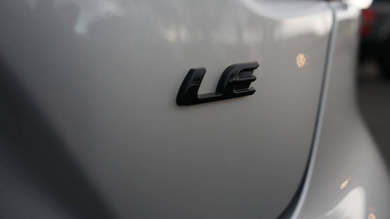 Used 2024 Toyota Corolla LE FWD image 22