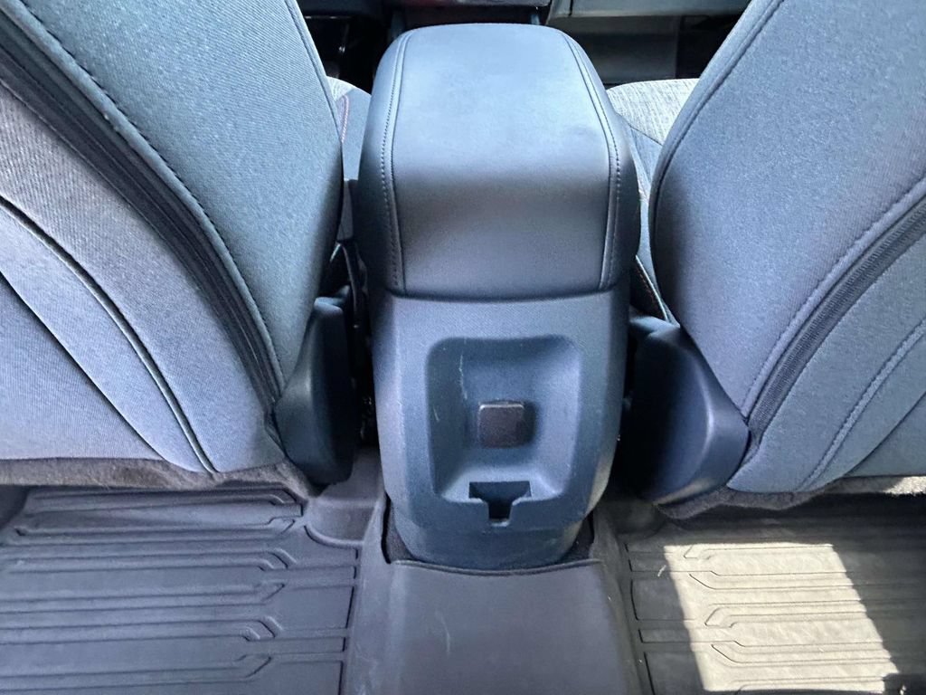 Used 2023 Ford Maverick XLT FWD image 10