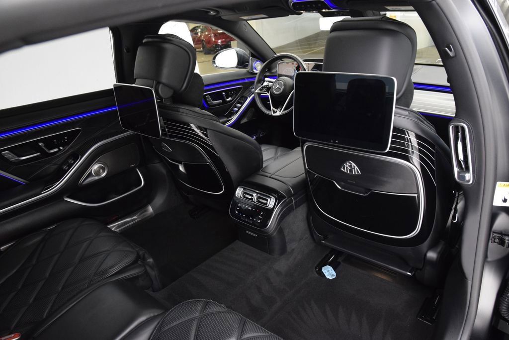Certified 2024 Mercedes-Benz Maybach S 680 4MATIC image 23