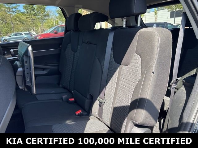 Certified 2025 Kia Sorento LX image 10