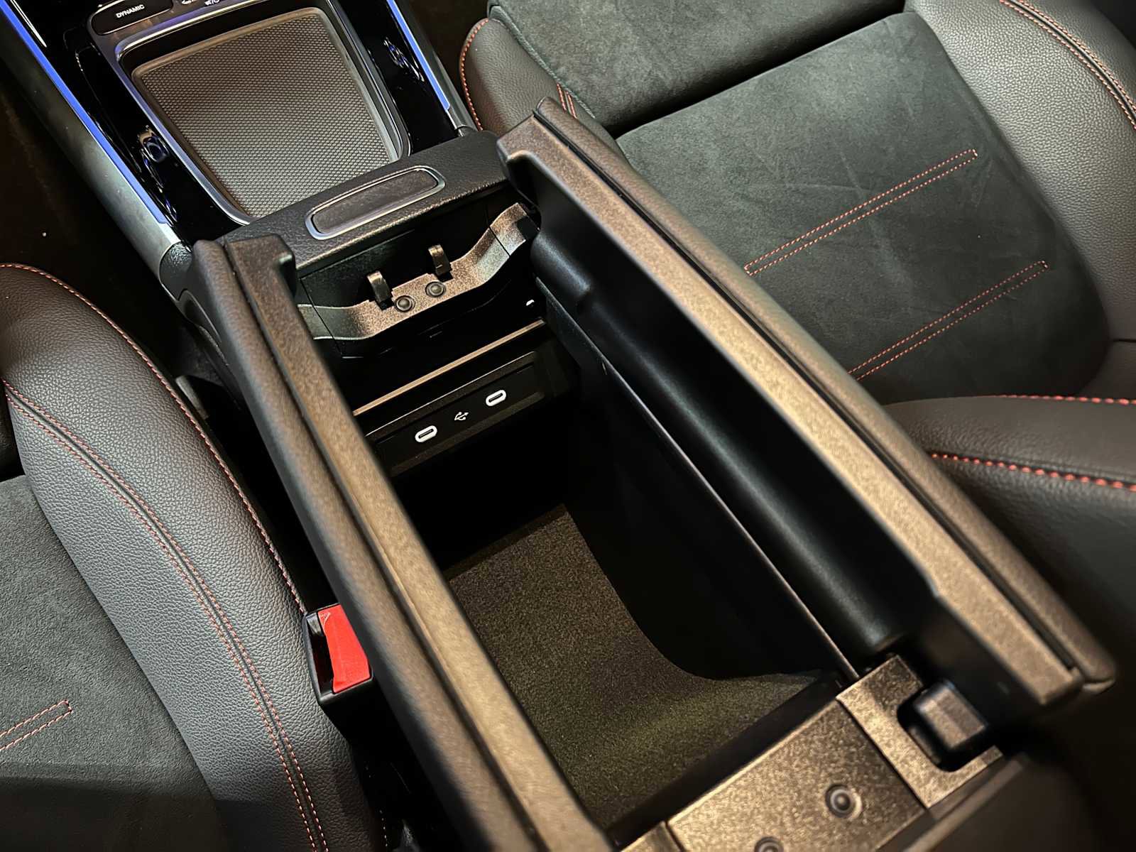 Certified 2025 Mercedes-Benz GLA 35 AMG 4MATIC image 34