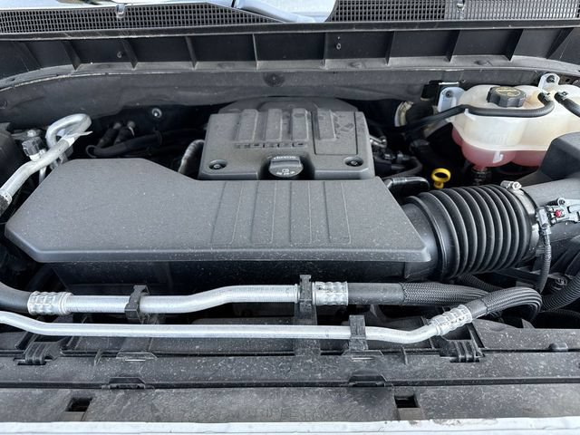 Used 2024 Chevrolet Silverado 1500 LT AWD/4WD image 26