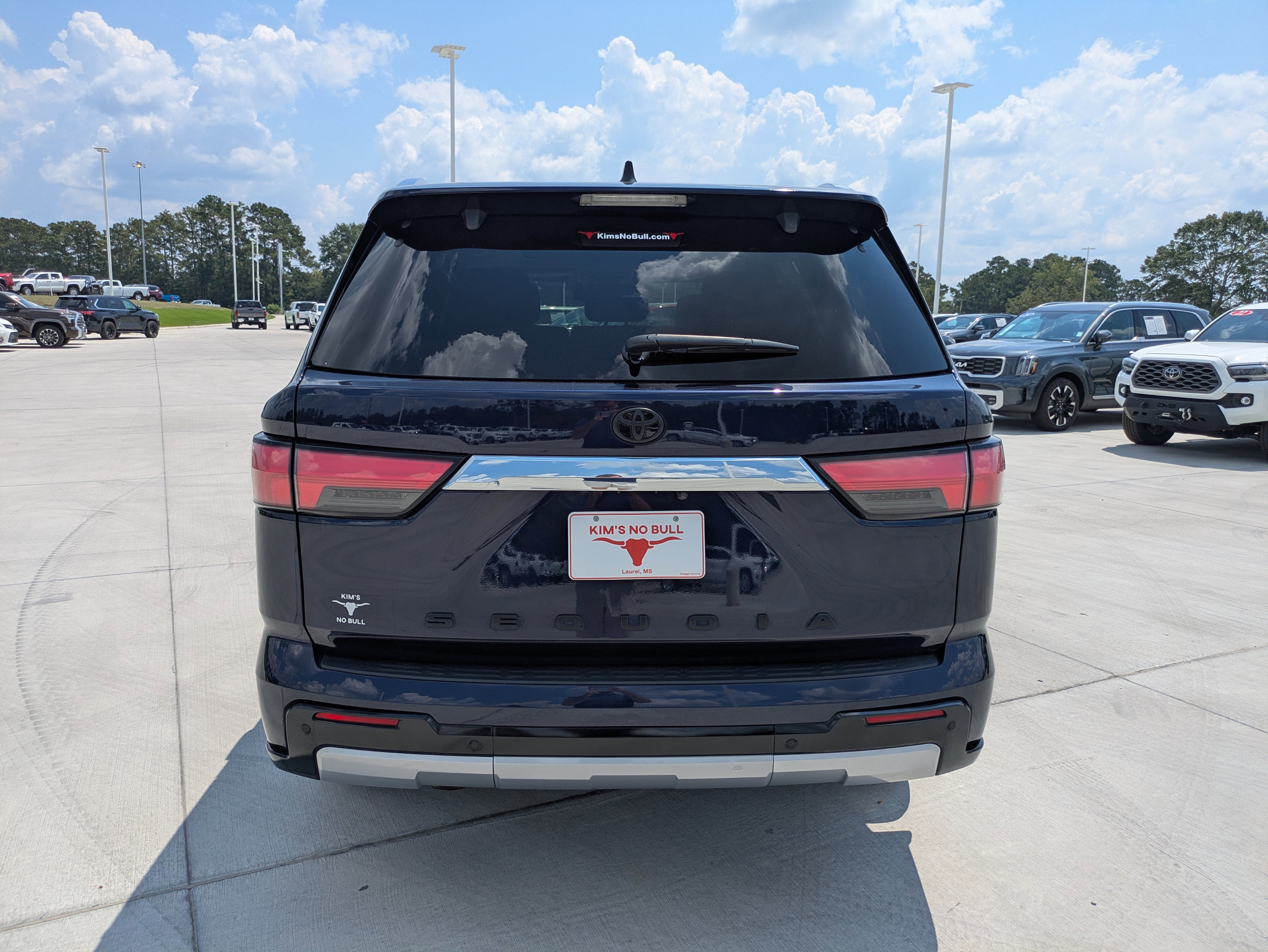 Used 2024 Toyota Sequoia Limited image 6